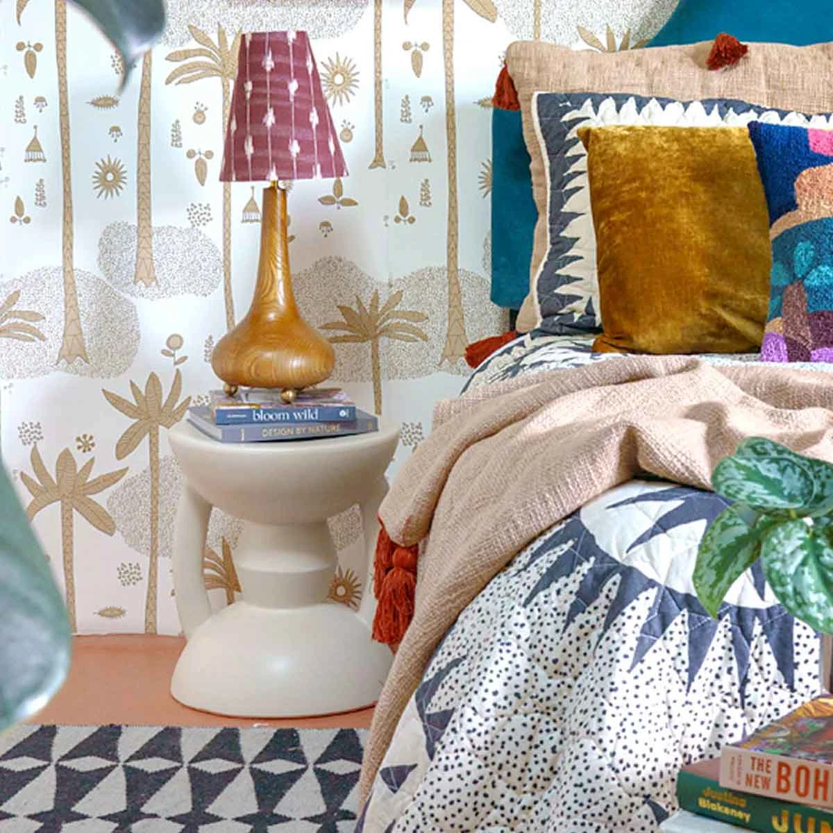 Jungalow Cloud Mali Hourglass Stool By Justina Blakeney™ 2 Jungalow Cloud Mali Hourglass Stool By Justina Blakeney™ - Image 2